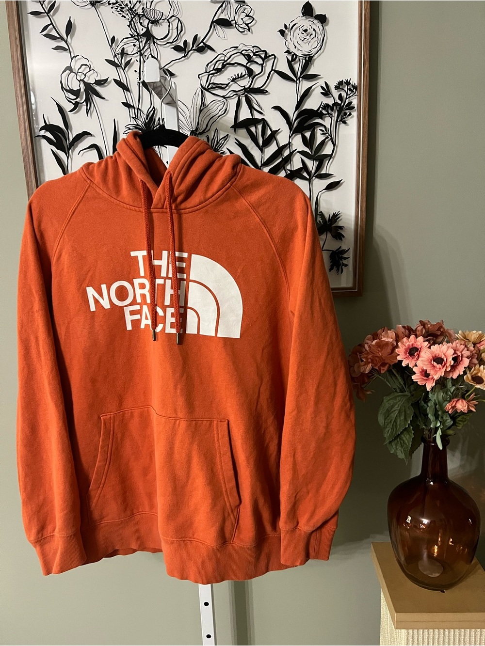 The North Face Logo Hoodie Sweatshirt Pullover Orange White Women’s Size Large